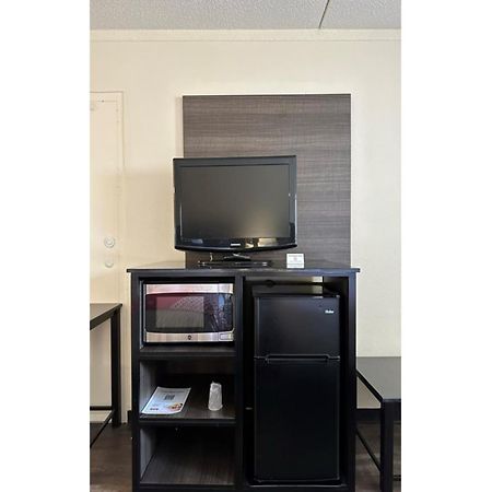 Oyo Hotel San Antonio Lackland Afb Seaworld Hwy 90 W Exteriér fotografie