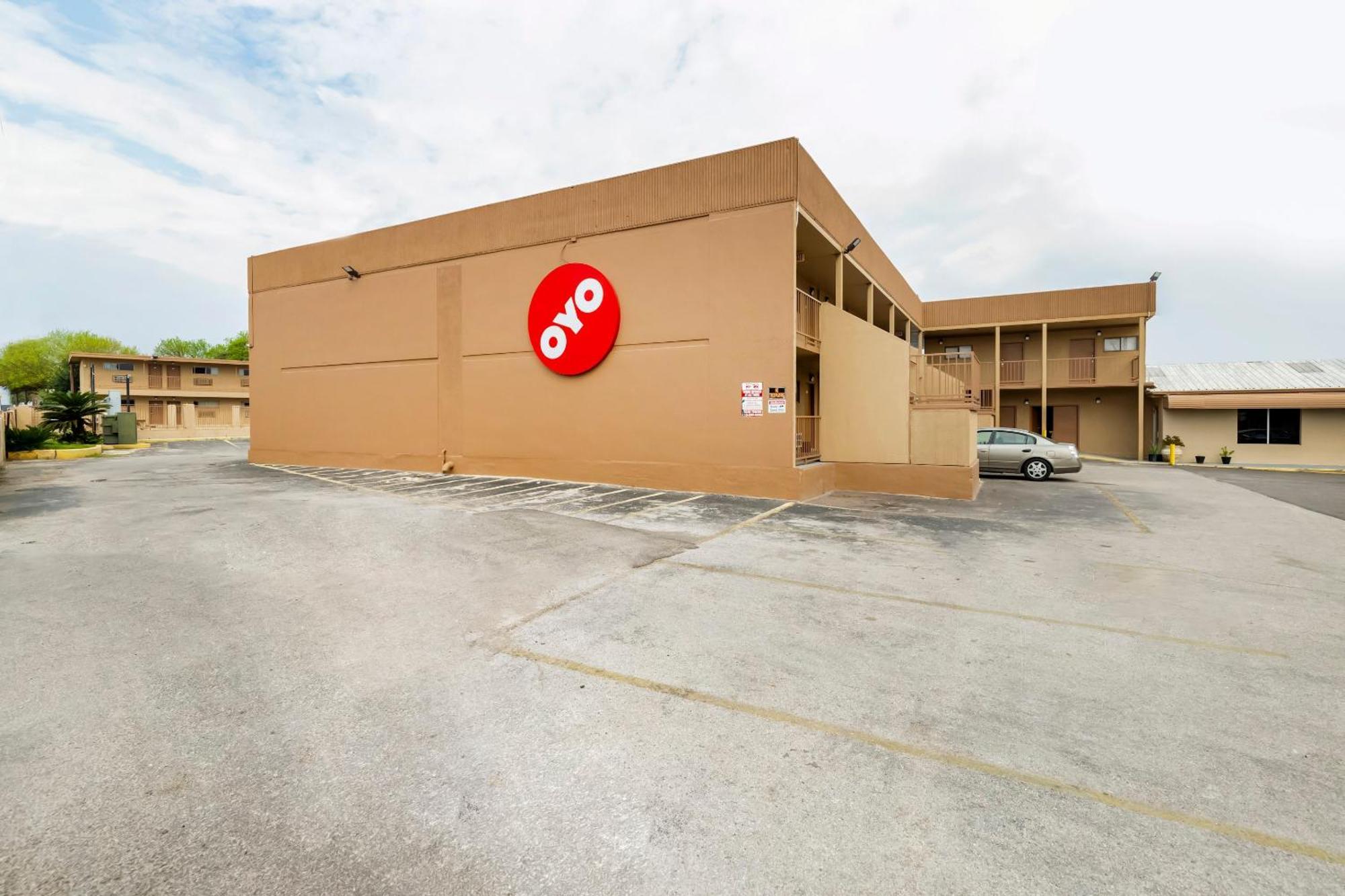 Oyo Hotel San Antonio Lackland Afb Seaworld Hwy 90 W Exteriér fotografie