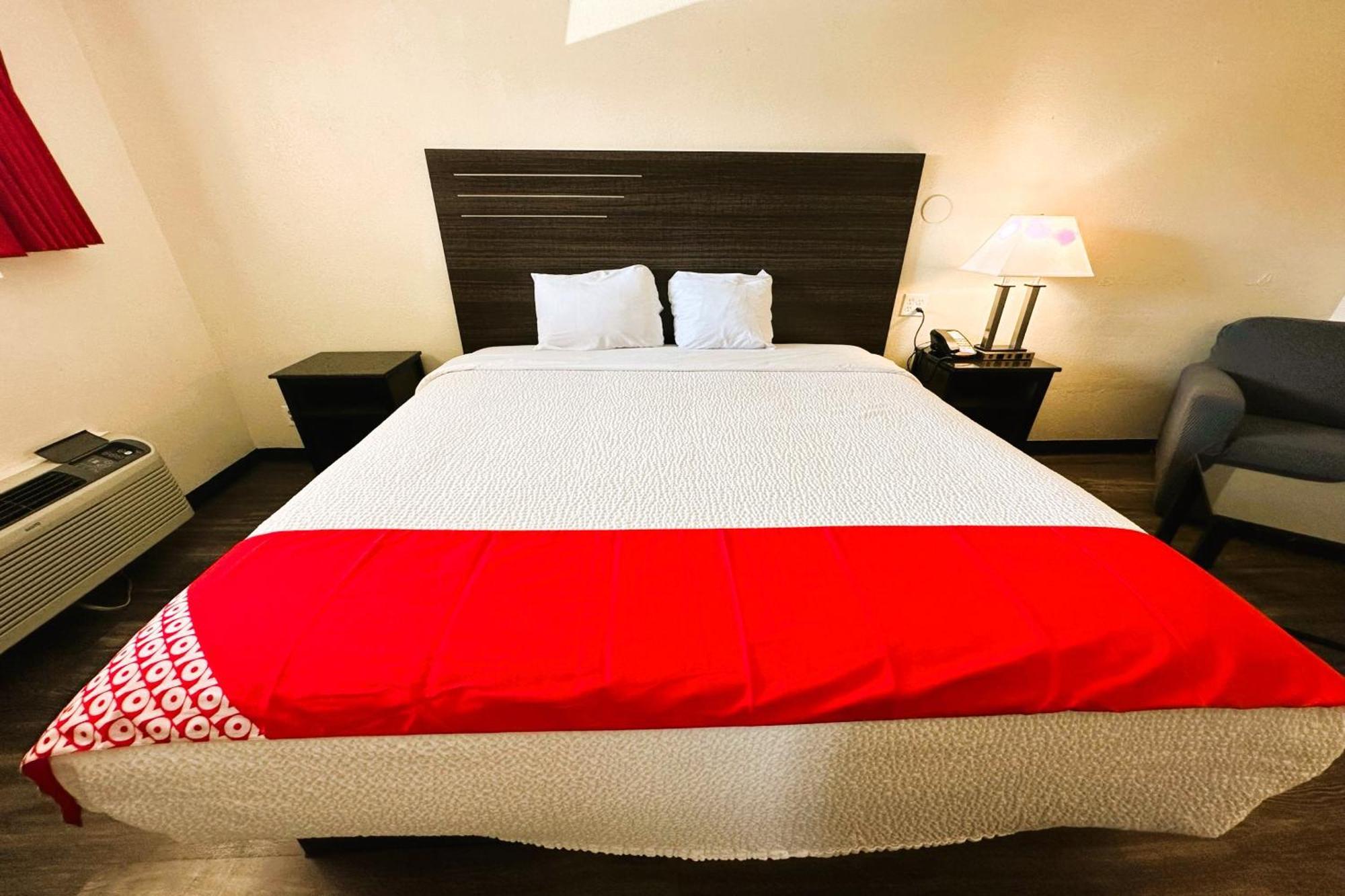 Oyo Hotel San Antonio Lackland Afb Seaworld Hwy 90 W Exteriér fotografie