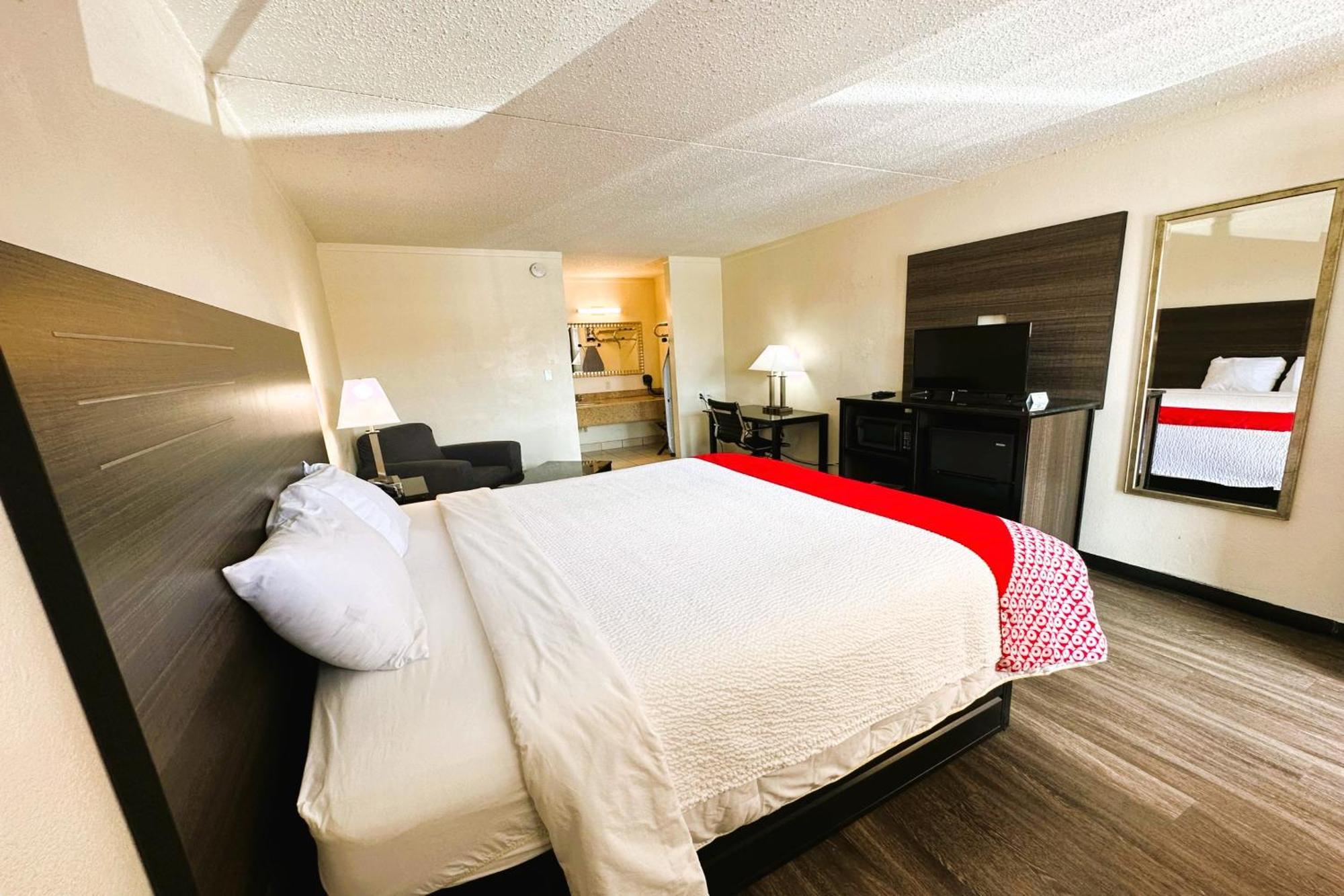 Oyo Hotel San Antonio Lackland Afb Seaworld Hwy 90 W Exteriér fotografie