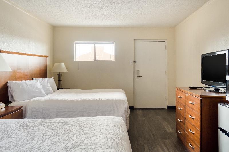 Oyo Hotel San Antonio Lackland Afb Seaworld Hwy 90 W Exteriér fotografie