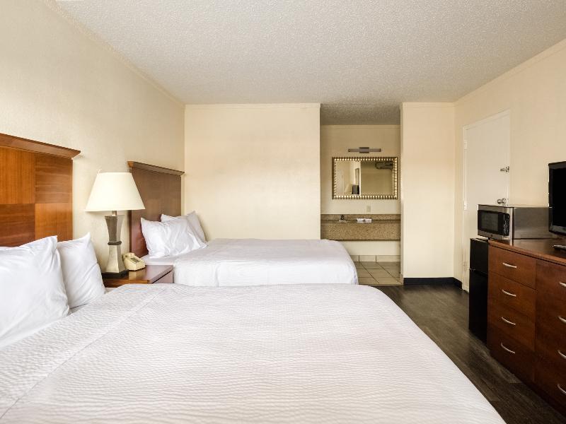 Oyo Hotel San Antonio Lackland Afb Seaworld Hwy 90 W Exteriér fotografie